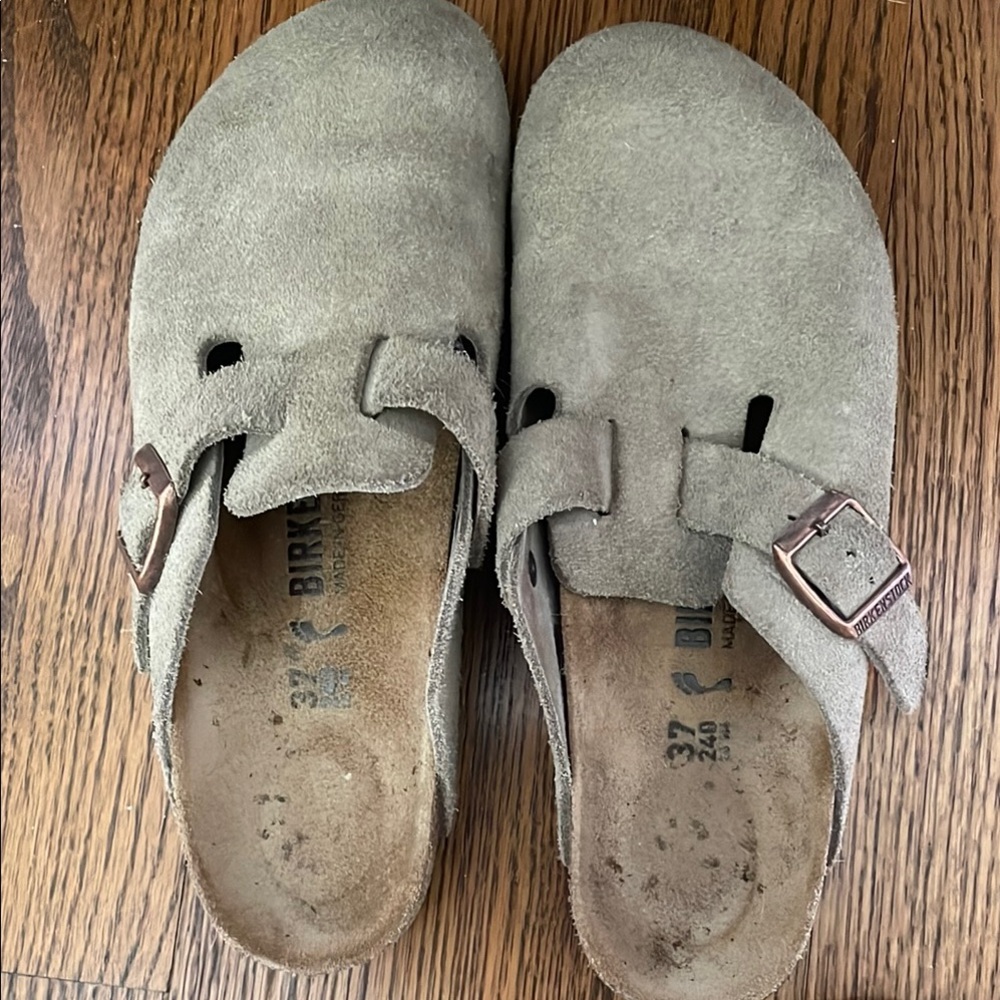Birkenstock Taupe Suede Clogs with Buckle